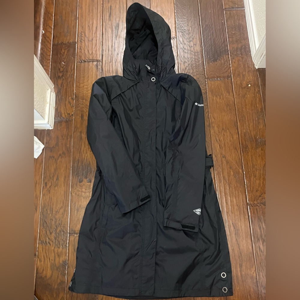 Women’s Columbia Rain Jacket Large